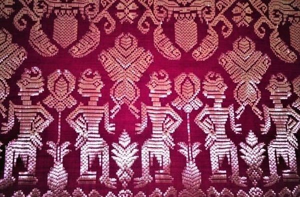 Songket Bali, dari Kain Bangsawan ke Warisan Budaya